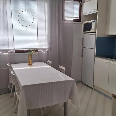 Huoneisto Miilunhovi Kolmio *
